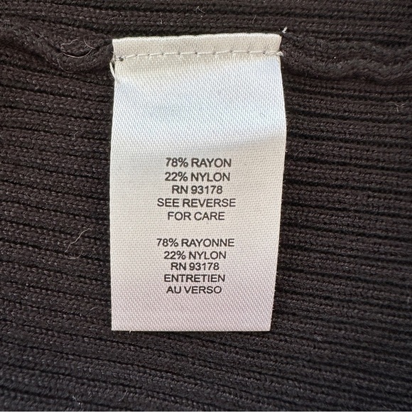 Tahari turtleneck sweater with long sleeves, fine rib, rayon blend - Picture 10 of 11